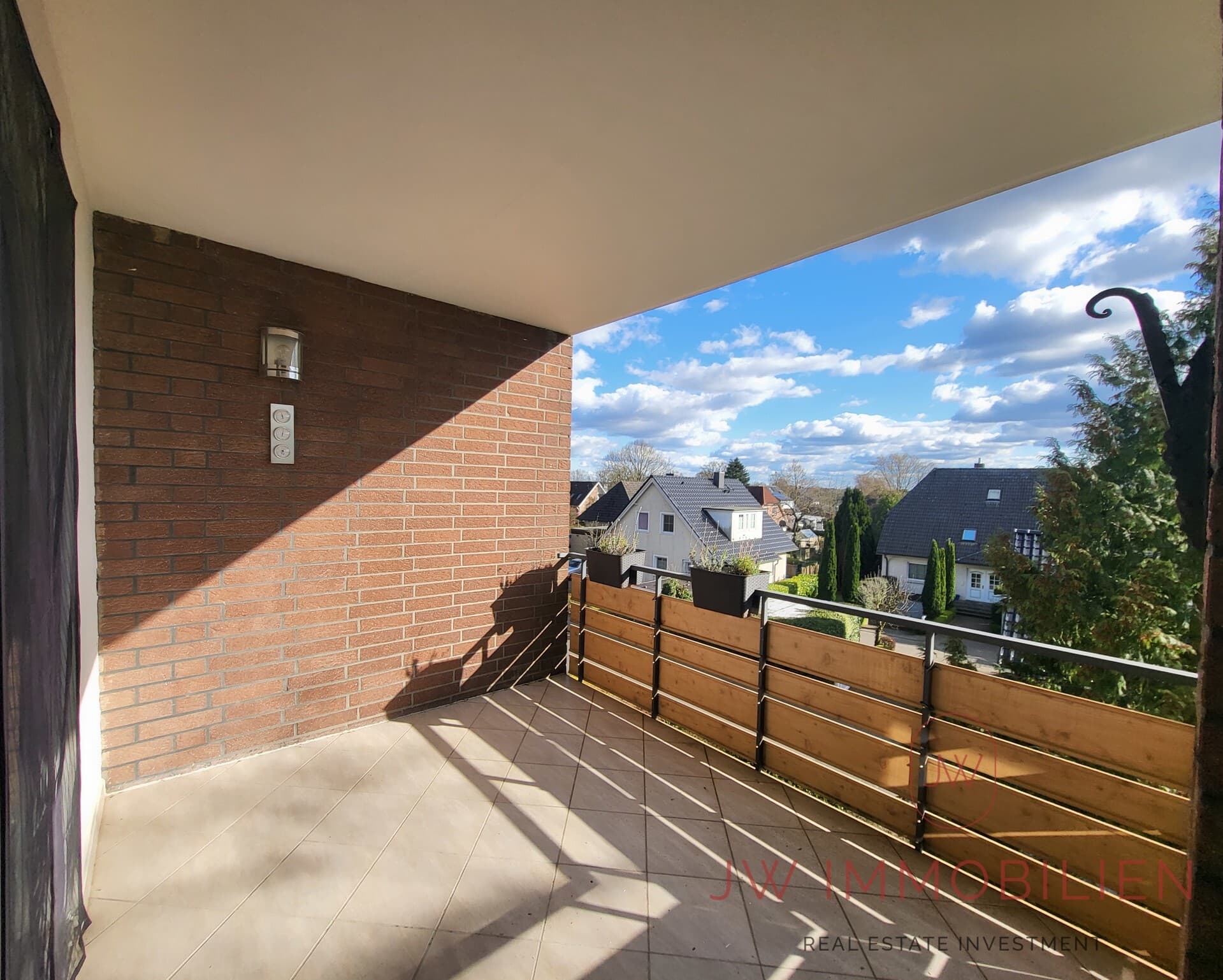 Top Lage! Modernisiert! 3,5 Zimmer Wohnung mit Balkon